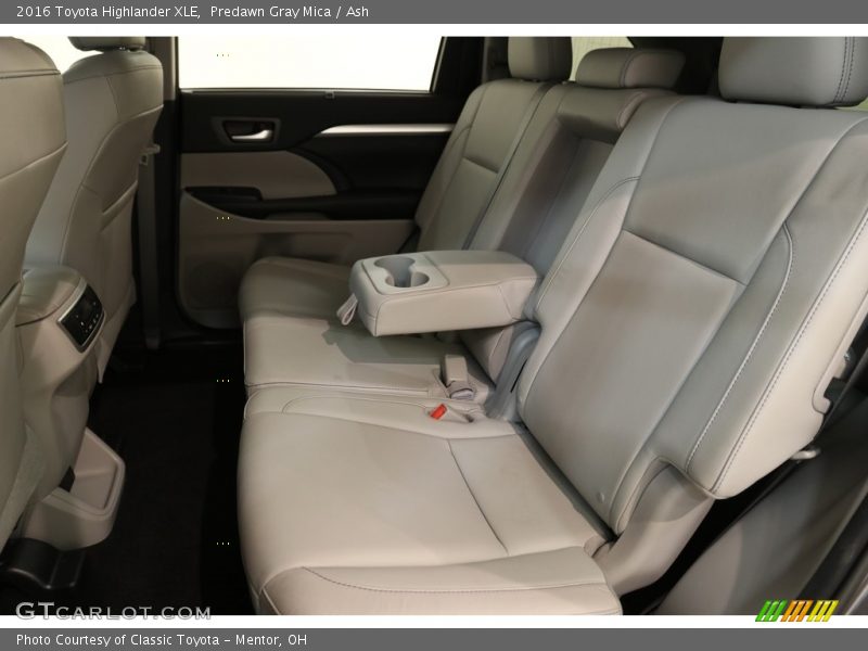 Predawn Gray Mica / Ash 2016 Toyota Highlander XLE