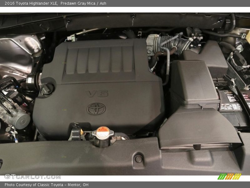 Predawn Gray Mica / Ash 2016 Toyota Highlander XLE