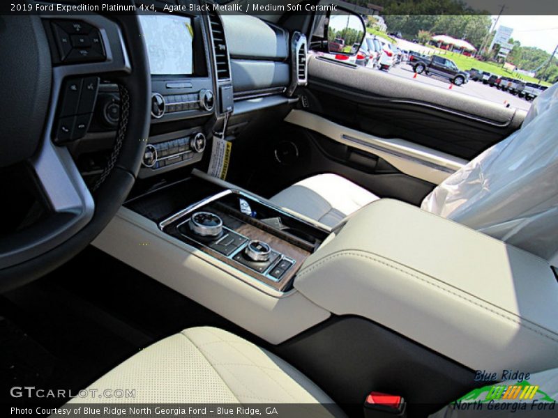 Agate Black Metallic / Medium Soft Ceramic 2019 Ford Expedition Platinum 4x4