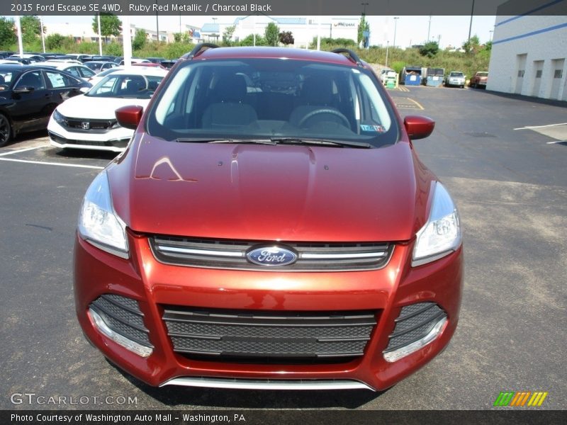 Ruby Red Metallic / Charcoal Black 2015 Ford Escape SE 4WD