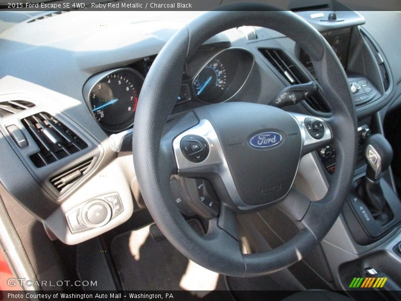 Ruby Red Metallic / Charcoal Black 2015 Ford Escape SE 4WD