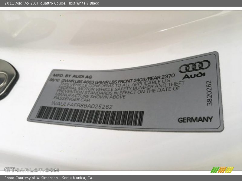 Ibis White / Black 2011 Audi A5 2.0T quattro Coupe