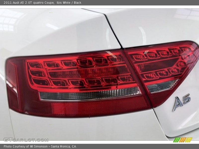 Ibis White / Black 2011 Audi A5 2.0T quattro Coupe