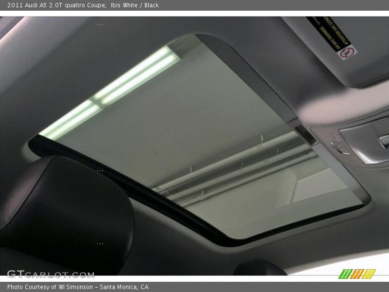 Ibis White / Black 2011 Audi A5 2.0T quattro Coupe