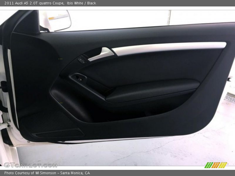 Ibis White / Black 2011 Audi A5 2.0T quattro Coupe