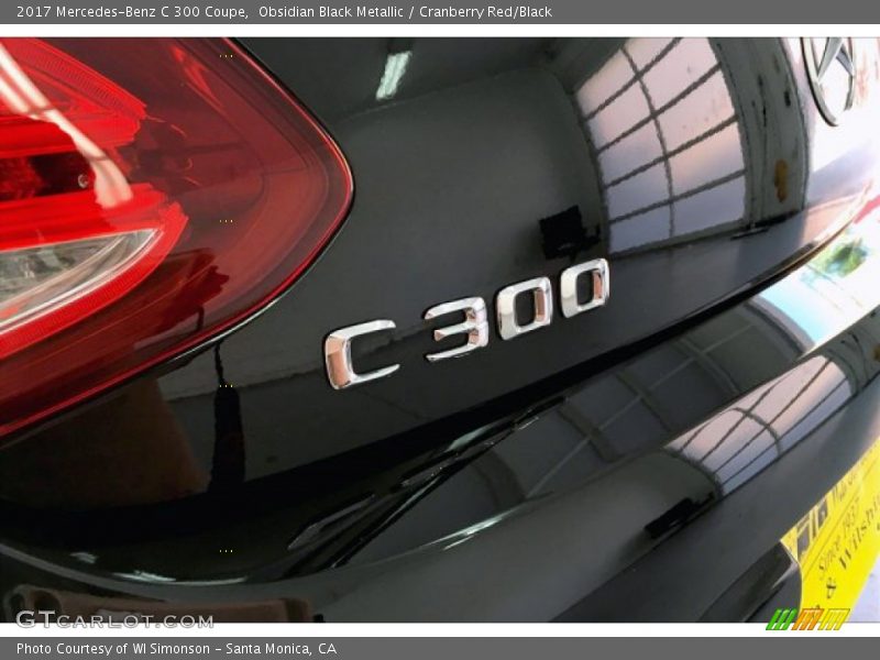 Obsidian Black Metallic / Cranberry Red/Black 2017 Mercedes-Benz C 300 Coupe