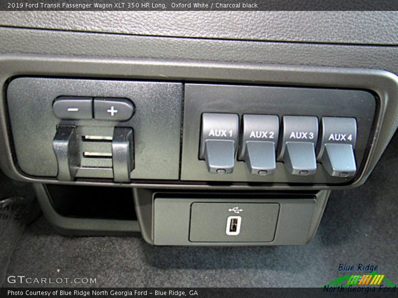 Oxford White / Charcoal black 2019 Ford Transit Passenger Wagon XLT 350 HR Long