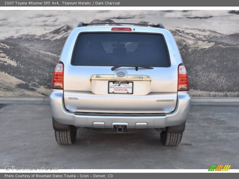 Titanium Metallic / Dark Charcoal 2007 Toyota 4Runner SR5 4x4