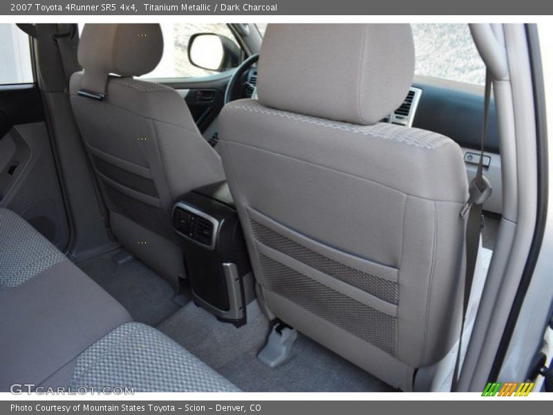 Titanium Metallic / Dark Charcoal 2007 Toyota 4Runner SR5 4x4