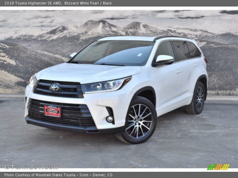 Blizzard White Pearl / Black 2018 Toyota Highlander SE AWD