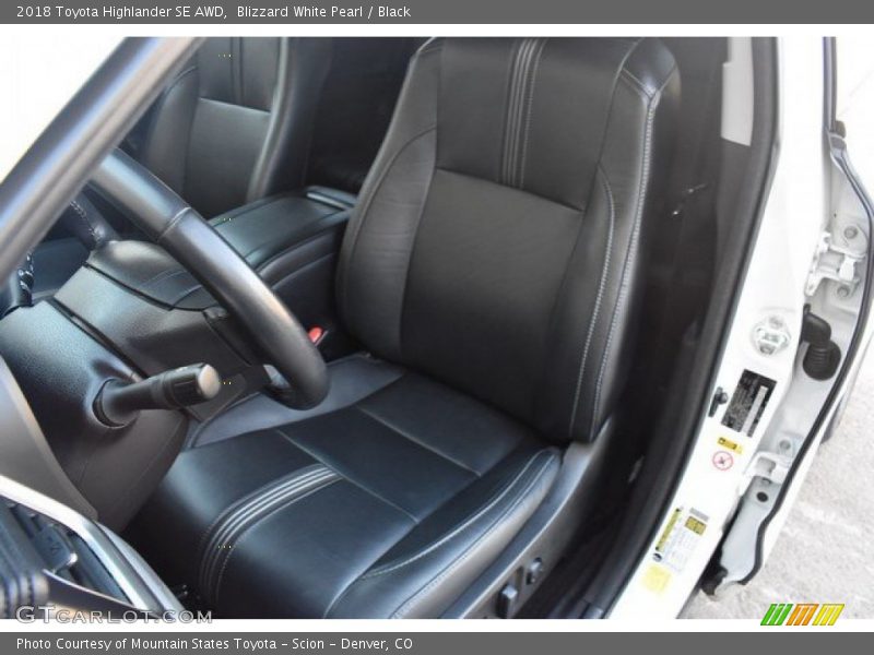 Blizzard White Pearl / Black 2018 Toyota Highlander SE AWD