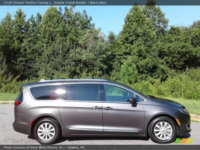 Granite Crystal Metallic / Black/Alloy 2018 Chrysler Pacifica Touring L