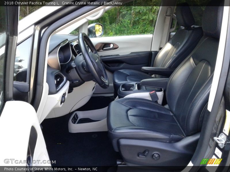 Granite Crystal Metallic / Black/Alloy 2018 Chrysler Pacifica Touring L