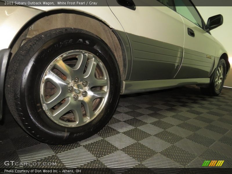 White Frost Pearl / Gray 2003 Subaru Outback Wagon