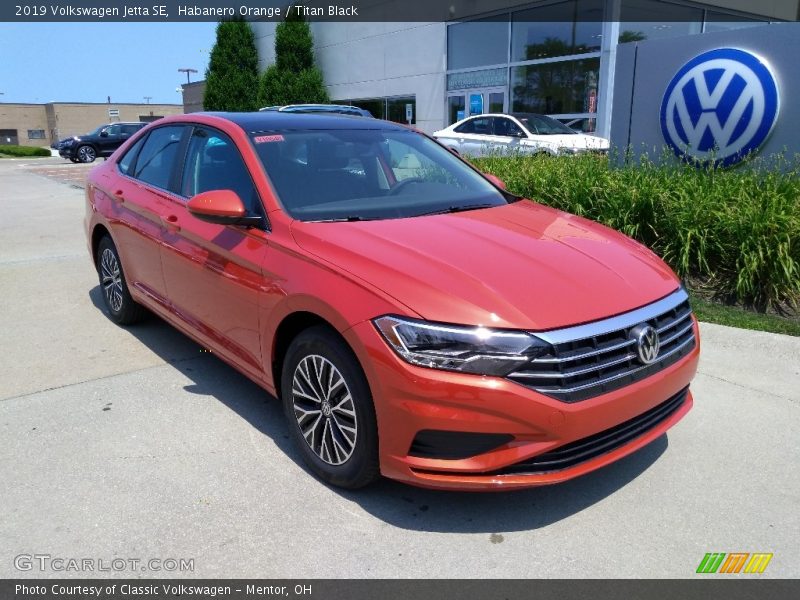 Habanero Orange / Titan Black 2019 Volkswagen Jetta SE