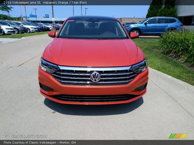 Habanero Orange / Titan Black 2019 Volkswagen Jetta SE
