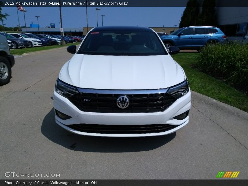 Pure White / Titan Black/Storm Gray 2019 Volkswagen Jetta R-Line