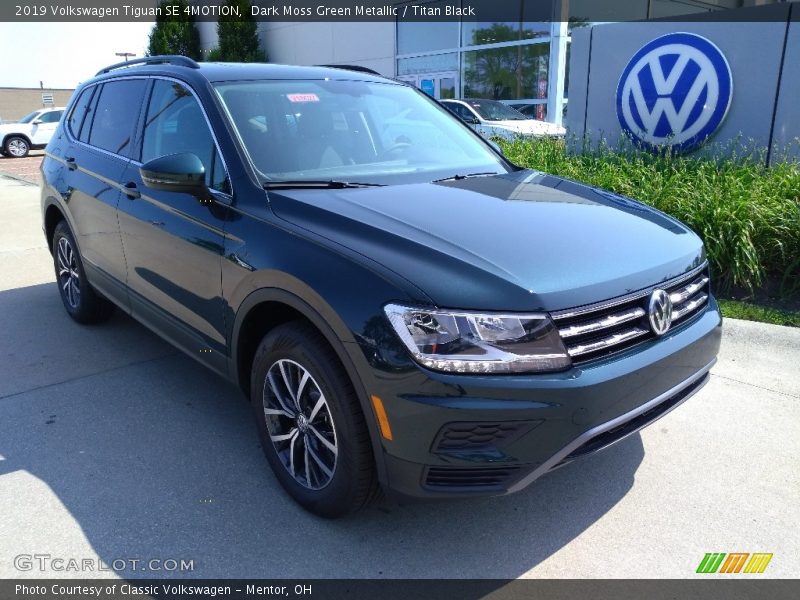 Dark Moss Green Metallic / Titan Black 2019 Volkswagen Tiguan SE 4MOTION