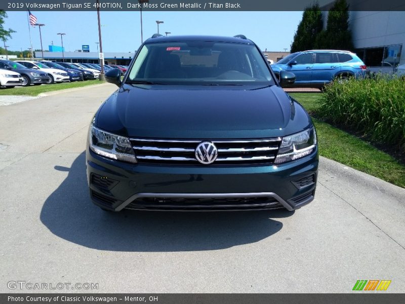 Dark Moss Green Metallic / Titan Black 2019 Volkswagen Tiguan SE 4MOTION