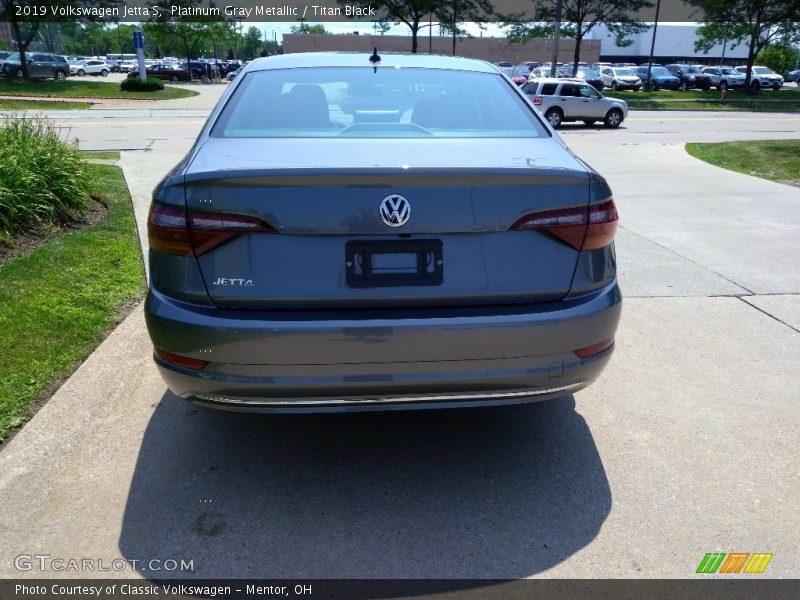 Platinum Gray Metallic / Titan Black 2019 Volkswagen Jetta S