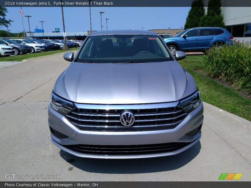 Pyrite Silver Metallic / Titan Black 2019 Volkswagen Jetta S