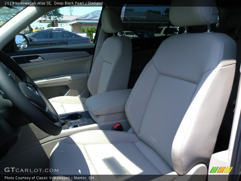 Deep Black Pearl / Shetland 2019 Volkswagen Atlas SE