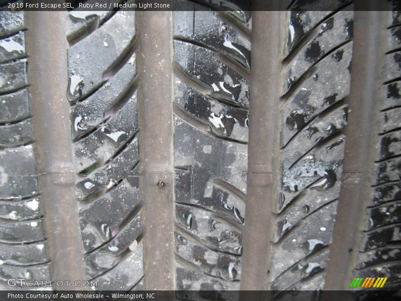 Ruby Red / Medium Light Stone 2018 Ford Escape SEL