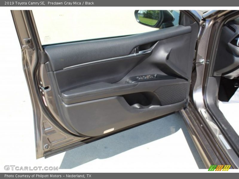 Predawn Gray Mica / Black 2019 Toyota Camry SE