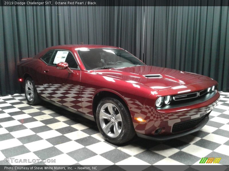 Octane Red Pearl / Black 2019 Dodge Challenger SXT