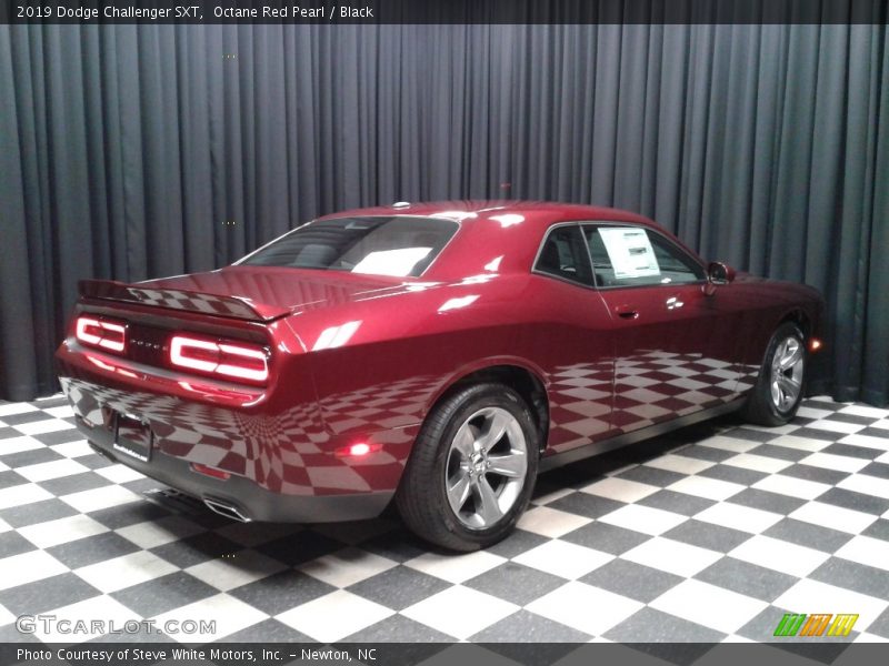 Octane Red Pearl / Black 2019 Dodge Challenger SXT
