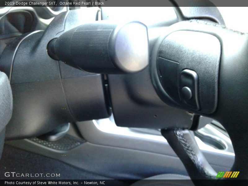 Octane Red Pearl / Black 2019 Dodge Challenger SXT