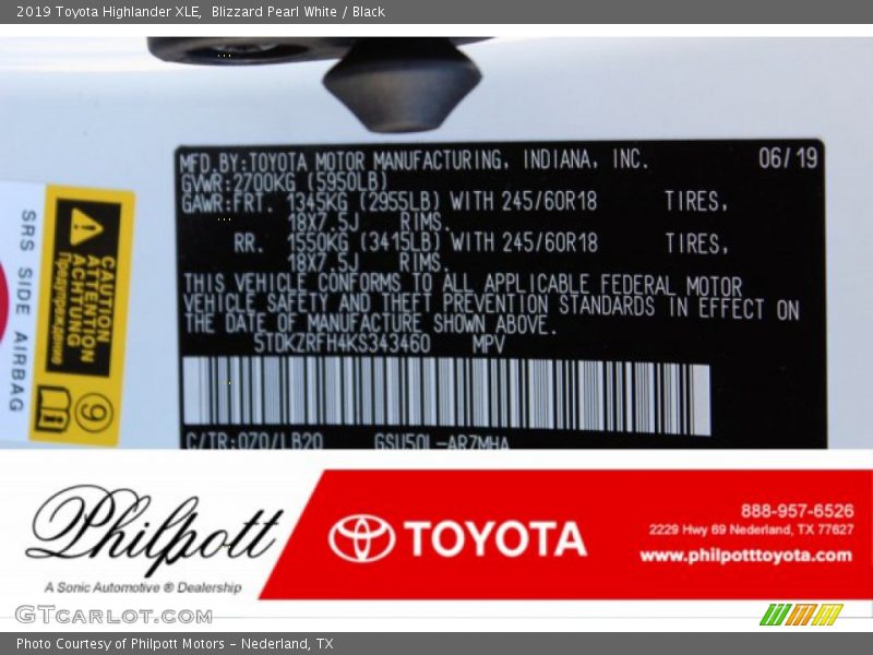 Blizzard Pearl White / Black 2019 Toyota Highlander XLE