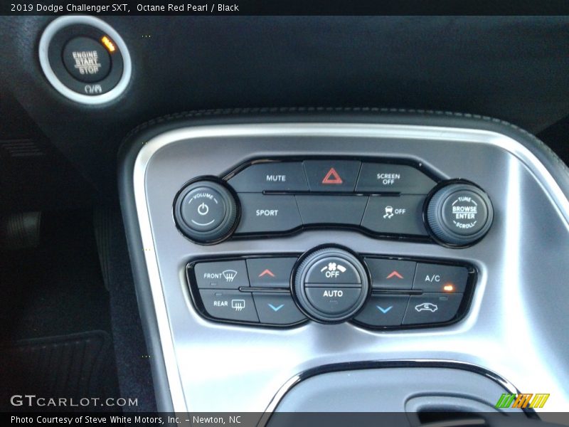 Octane Red Pearl / Black 2019 Dodge Challenger SXT