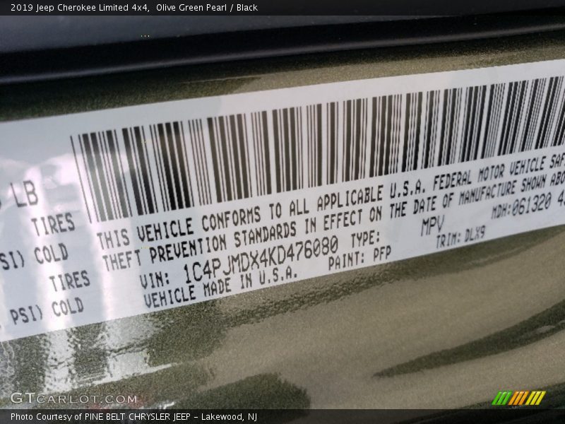 Olive Green Pearl / Black 2019 Jeep Cherokee Limited 4x4