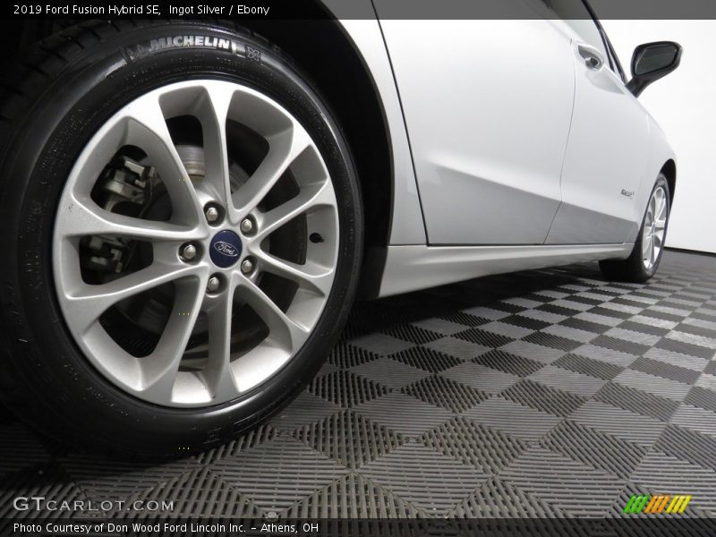 Ingot Silver / Ebony 2019 Ford Fusion Hybrid SE