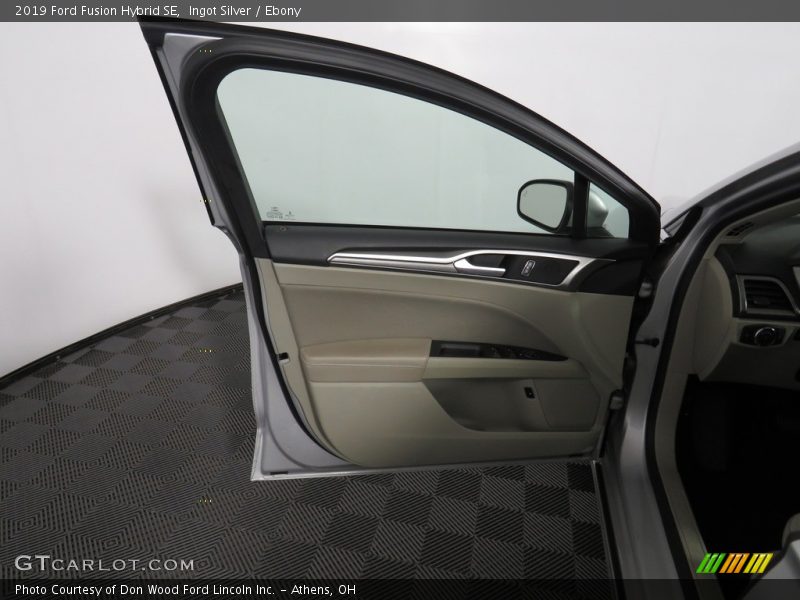 Ingot Silver / Ebony 2019 Ford Fusion Hybrid SE