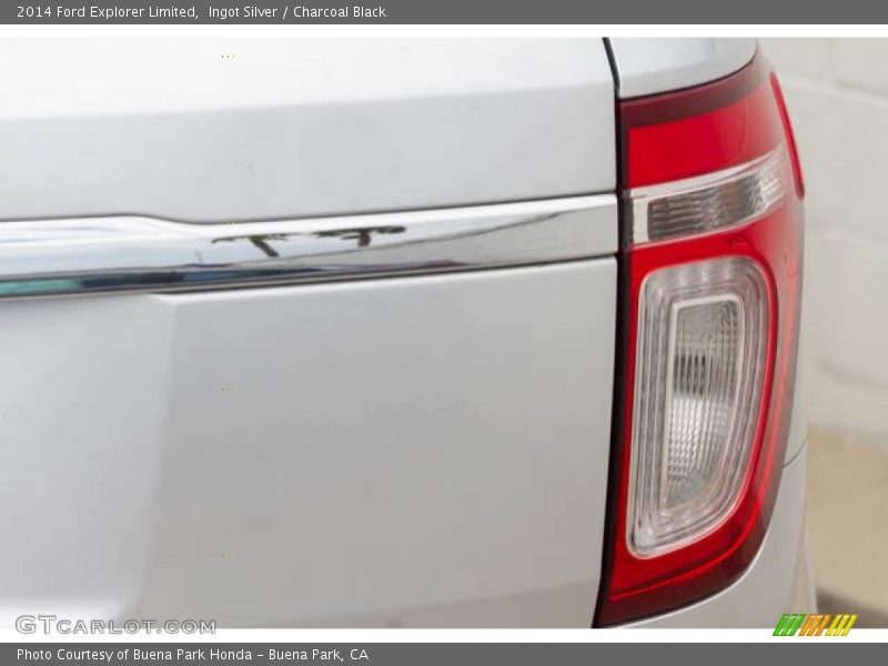 Ingot Silver / Charcoal Black 2014 Ford Explorer Limited