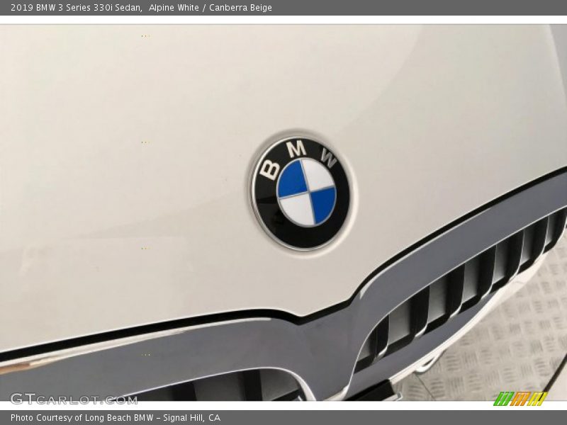 Alpine White / Canberra Beige 2019 BMW 3 Series 330i Sedan