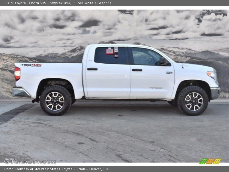 Super White / Graphite 2015 Toyota Tundra SR5 CrewMax 4x4