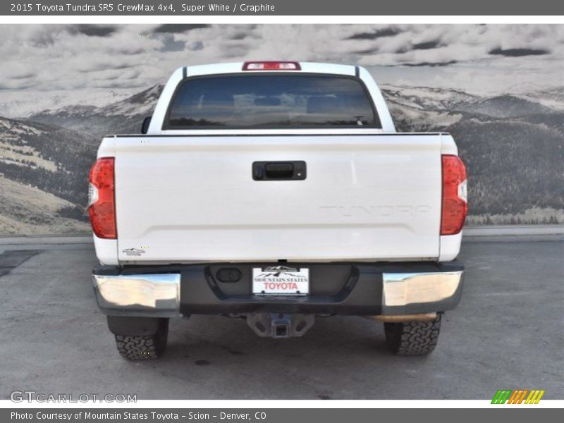 Super White / Graphite 2015 Toyota Tundra SR5 CrewMax 4x4