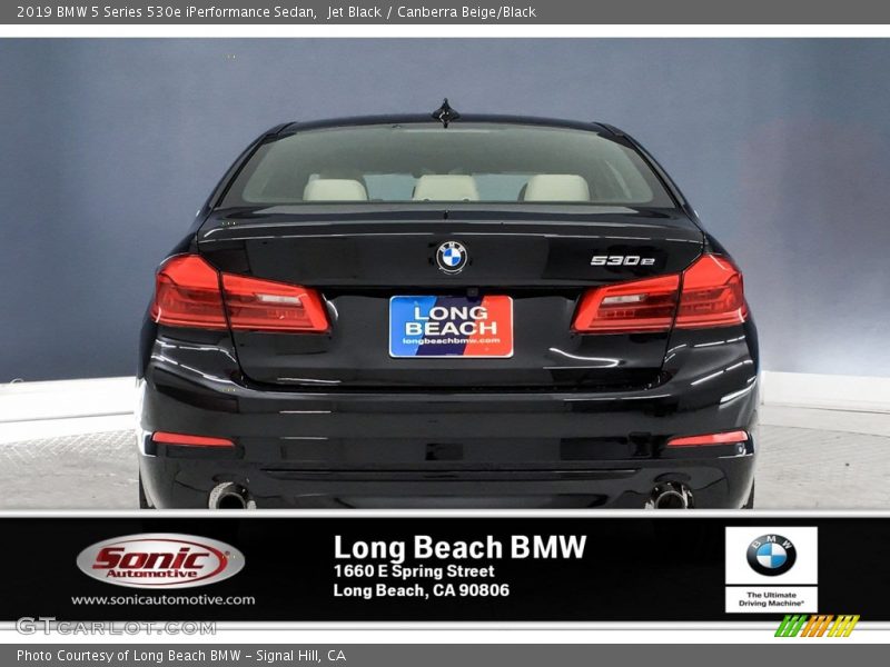 Jet Black / Canberra Beige/Black 2019 BMW 5 Series 530e iPerformance Sedan