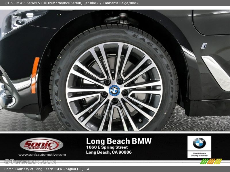 Jet Black / Canberra Beige/Black 2019 BMW 5 Series 530e iPerformance Sedan