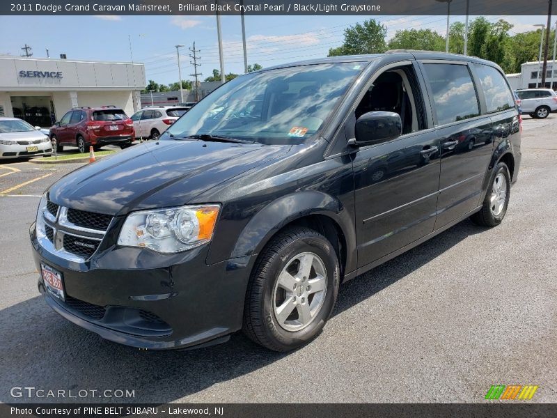 Brilliant Black Crystal Pearl / Black/Light Graystone 2011 Dodge Grand Caravan Mainstreet