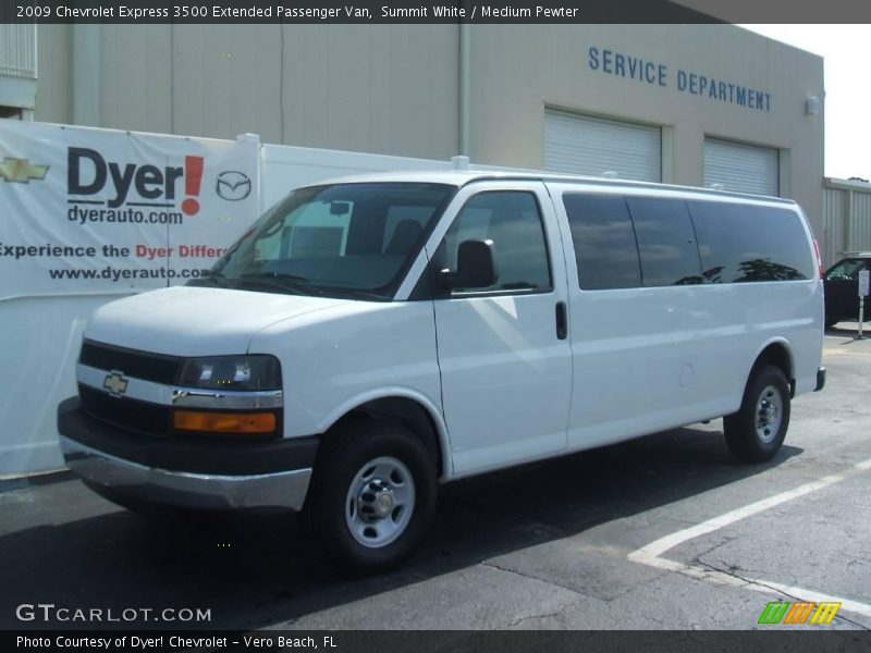 Summit White / Medium Pewter 2009 Chevrolet Express 3500 Extended Passenger Van