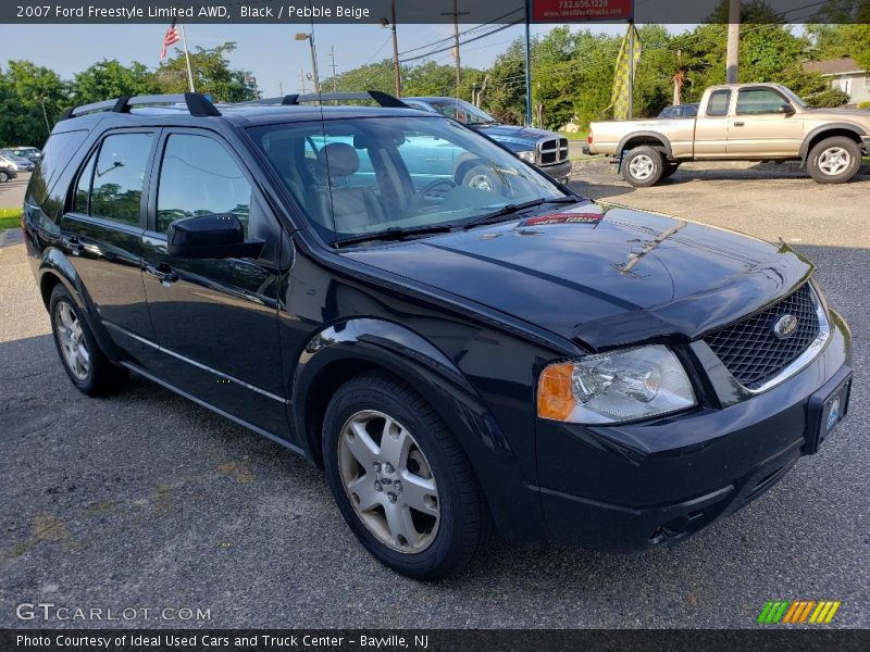 Black / Pebble Beige 2007 Ford Freestyle Limited AWD