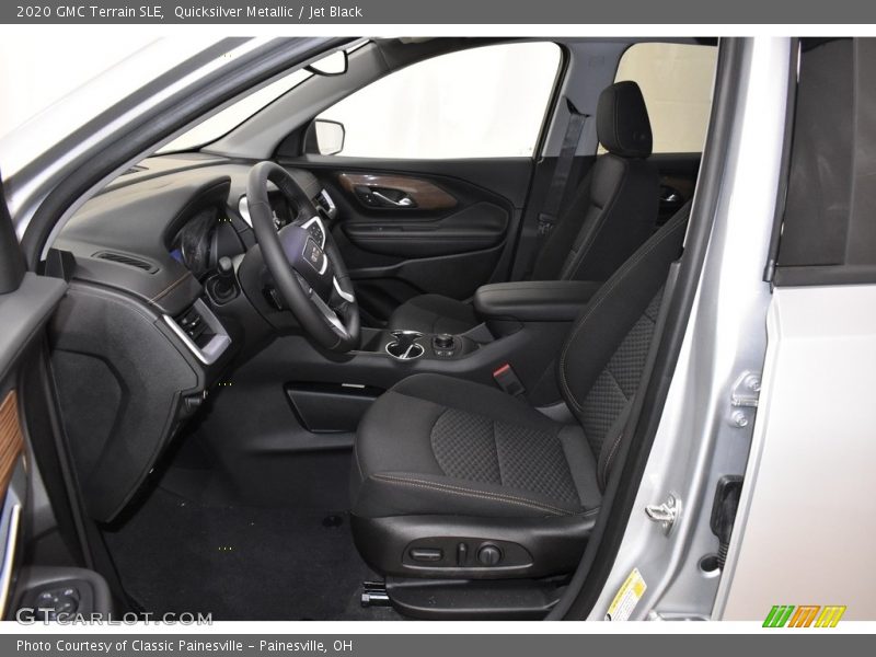 Quicksilver Metallic / Jet Black 2020 GMC Terrain SLE