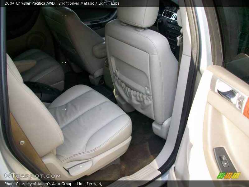 Bright Silver Metallic / Light Taupe 2004 Chrysler Pacifica AWD