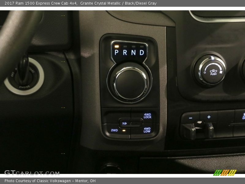 Granite Crystal Metallic / Black/Diesel Gray 2017 Ram 1500 Express Crew Cab 4x4
