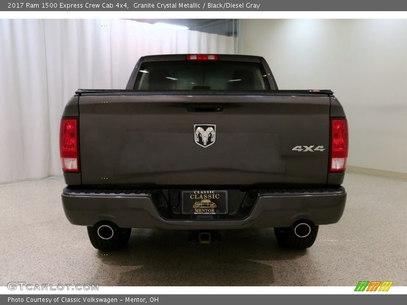 Granite Crystal Metallic / Black/Diesel Gray 2017 Ram 1500 Express Crew Cab 4x4