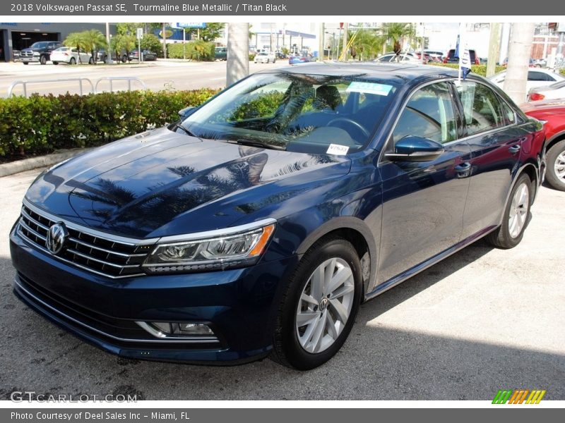 Tourmaline Blue Metallic / Titan Black 2018 Volkswagen Passat SE
